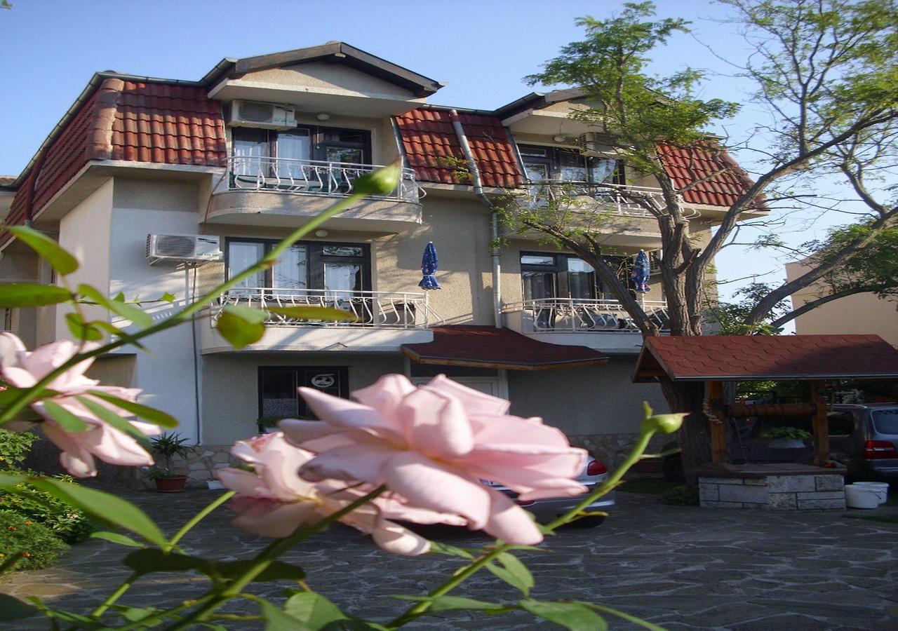 Villa Kosara Άγιος Κωνσταντίνος και Ελένη Εξωτερικό φωτογραφία