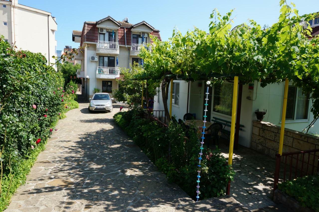 Villa Kosara Άγιος Κωνσταντίνος και Ελένη Εξωτερικό φωτογραφία